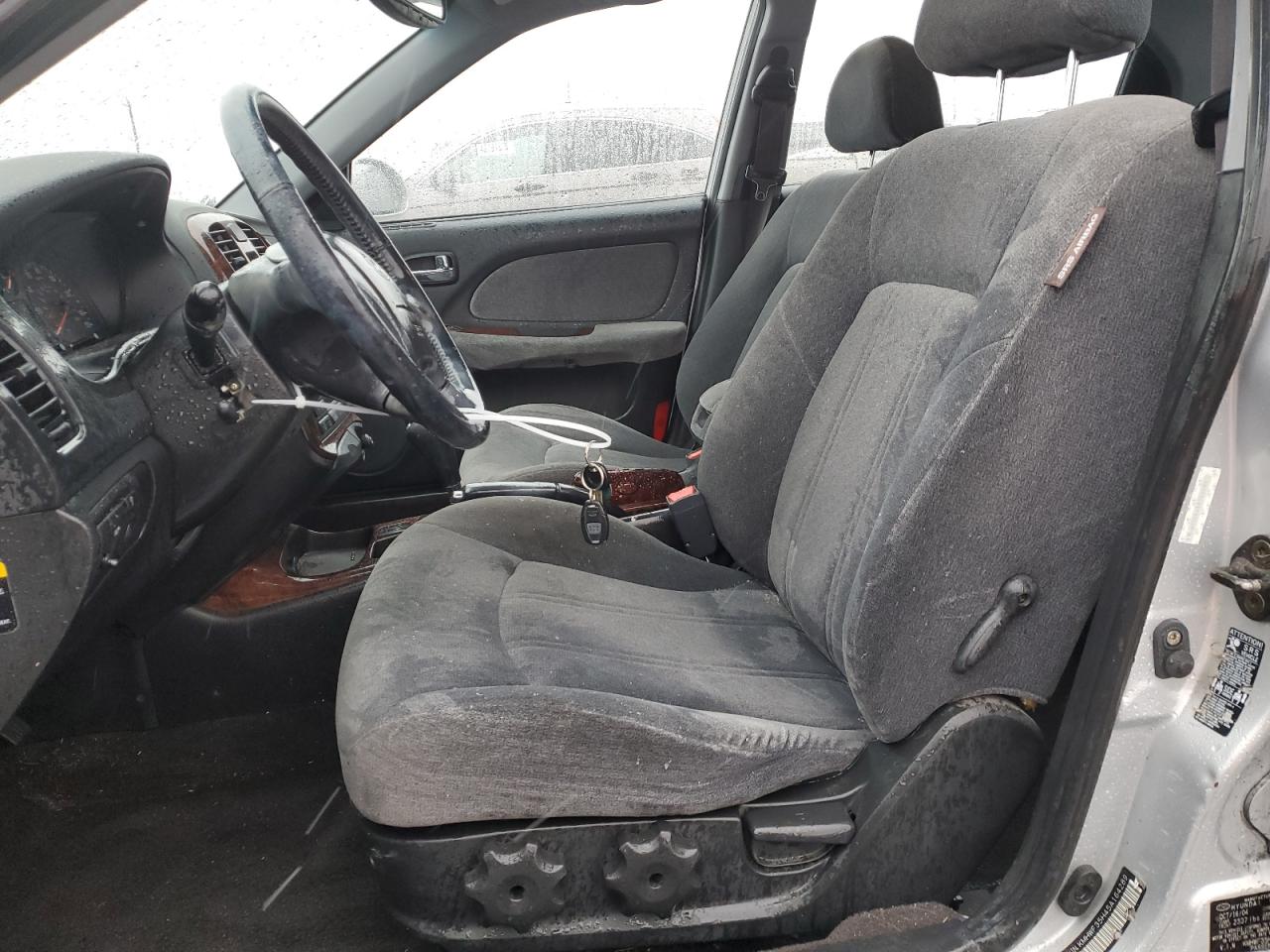 2005 Hyundai Sonata - Image 7
