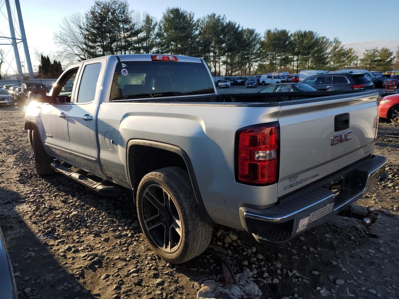 2019 GMC Sierra - Image 2