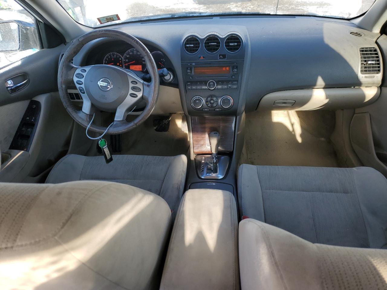 2012 Nissan Altima - Image 8