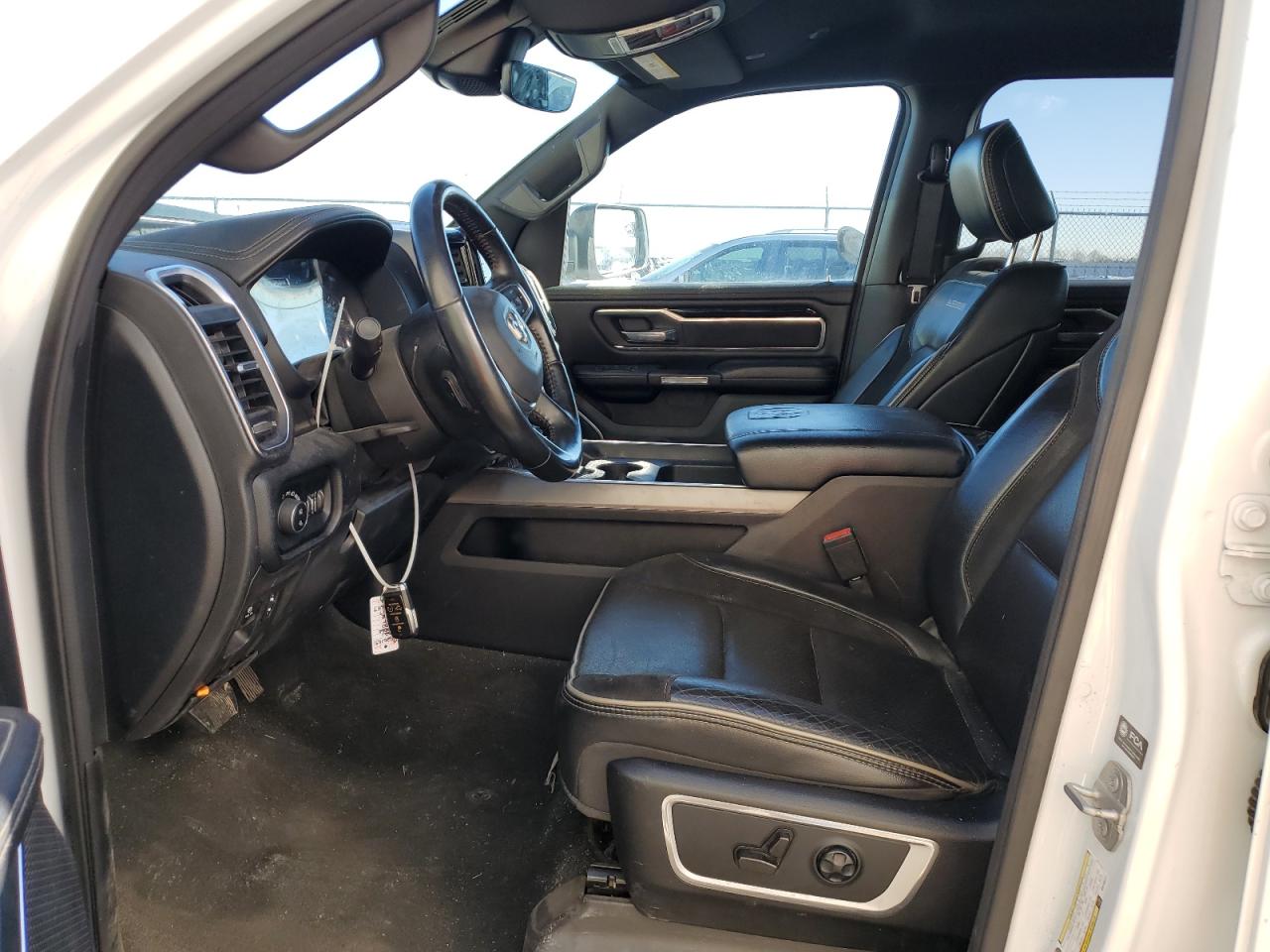 2021 RAM 1500 - Image 7
