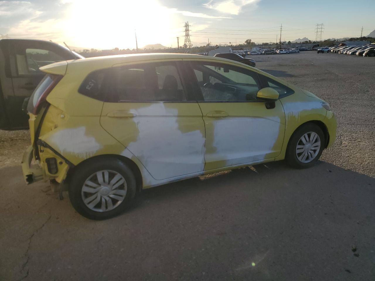 VIN JHMGK5H55GX033047 2016 HONDA FIT no.3