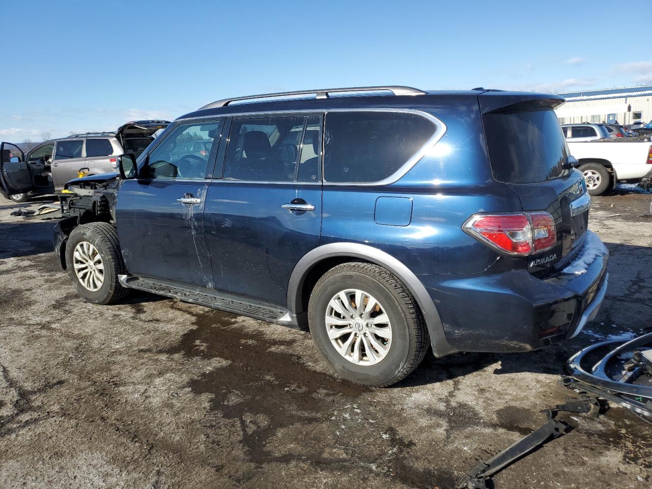 VIN JN8AY2ND3J9058237 2018 NISSAN ARMADA no.2