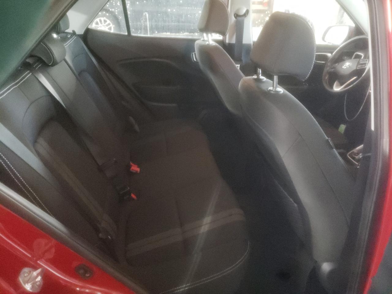 2023 Hyundai Venue - Image 11