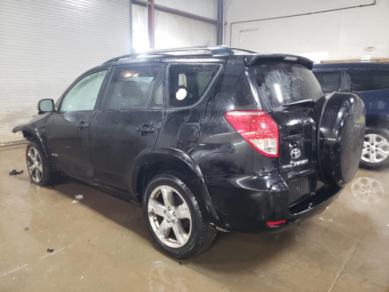 2006 Toyota RAV 4 - Image 2