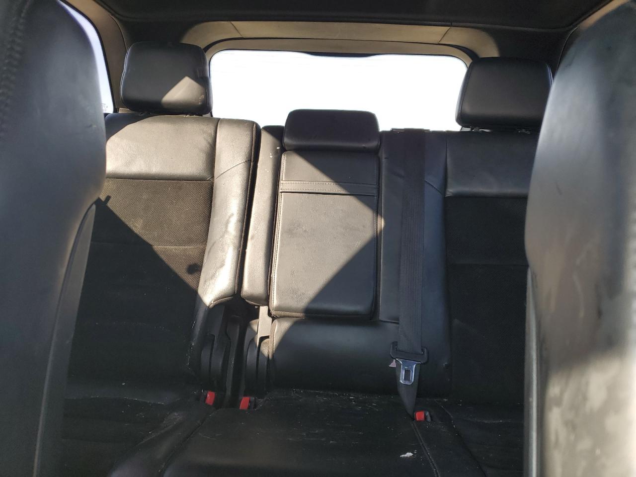 2017 Jeep Grand Cherokee - Image 10