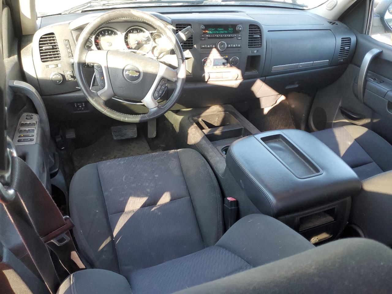 2012 Chevrolet Silverado - Image 8
