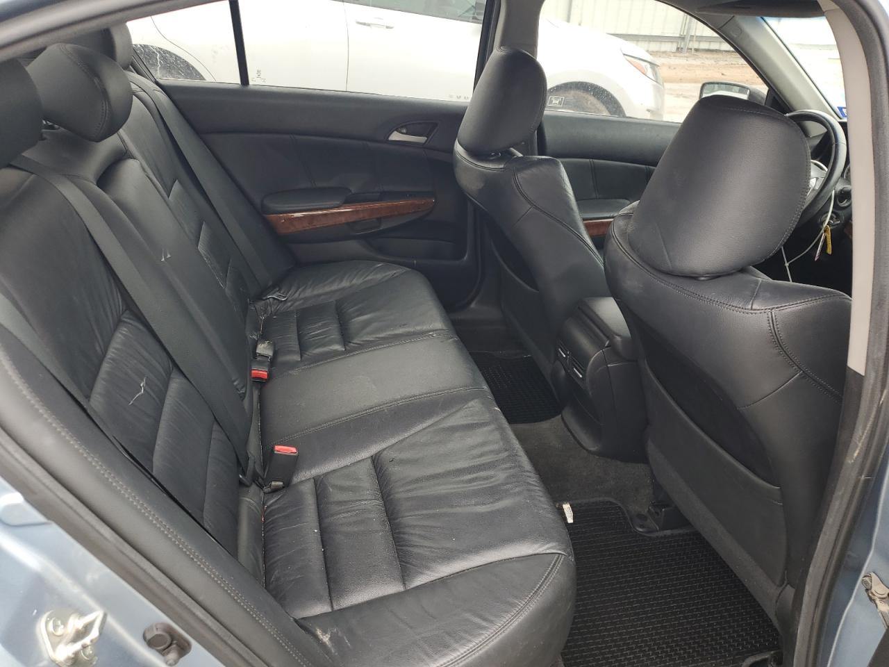 2012 Honda Accord - Image 10