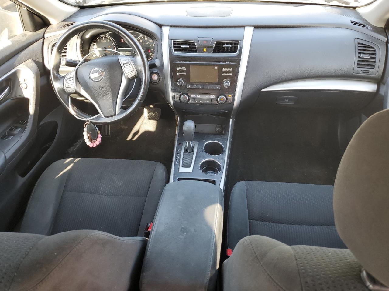 2015 Nissan Altima - Image 8