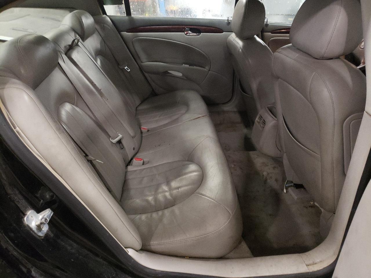 2006 Buick Lucerne - Image 10