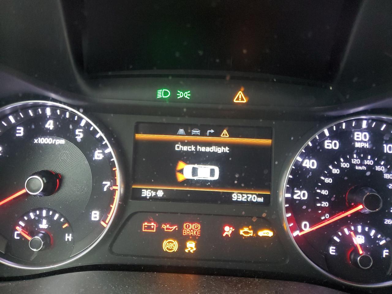 2023 Kia Forte - Image 9