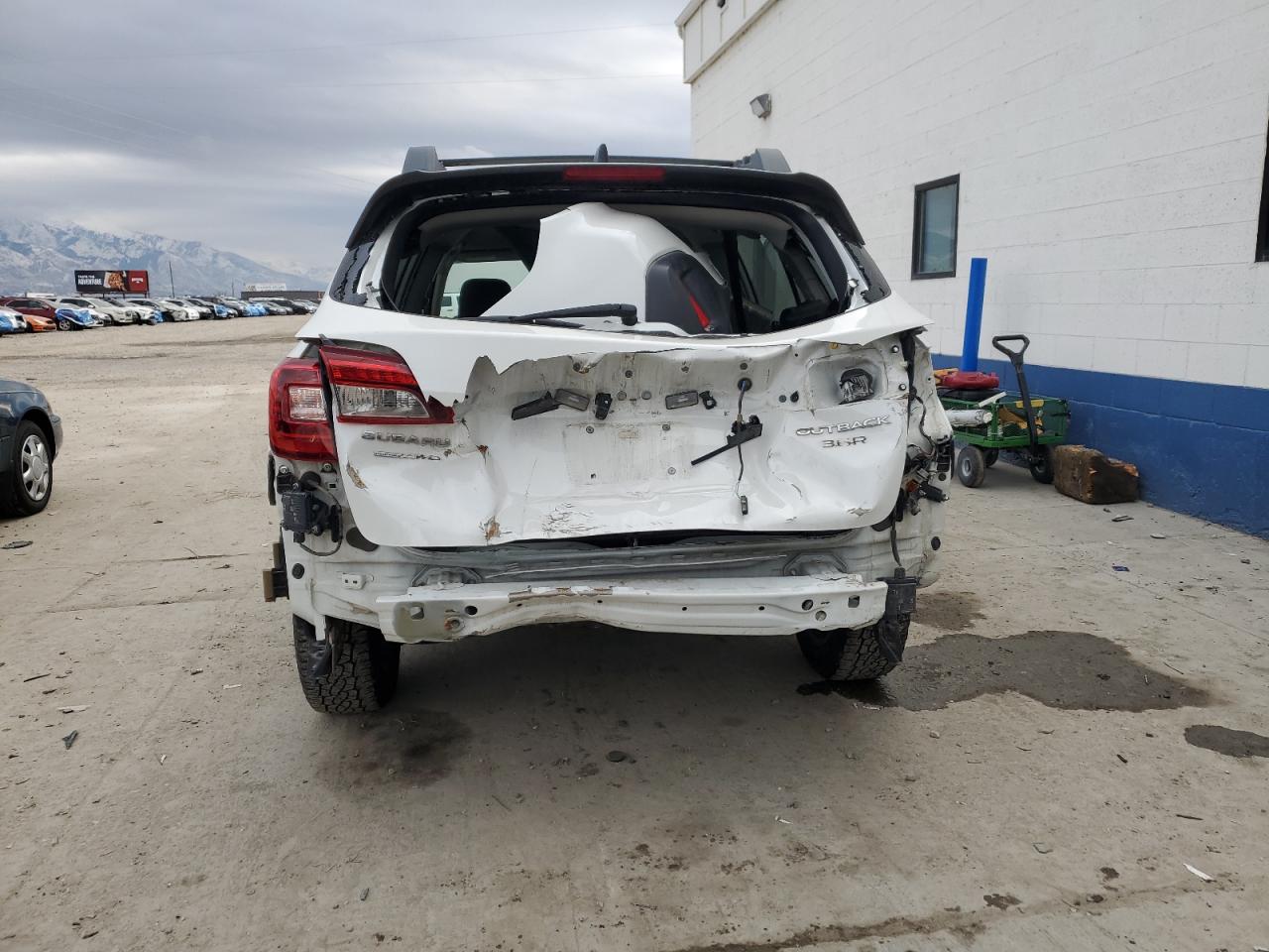 2019 Subaru Outback - Image 6