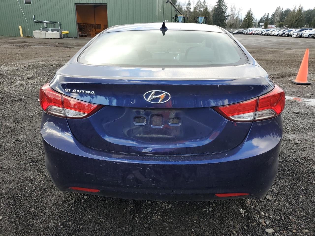 2013 Hyundai Elantra - Image 6