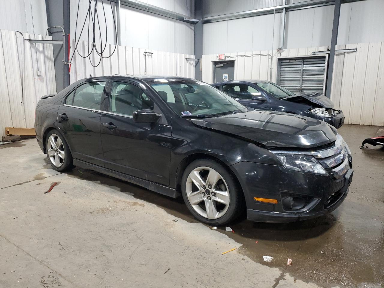 2010 Ford Fusion - Image 4