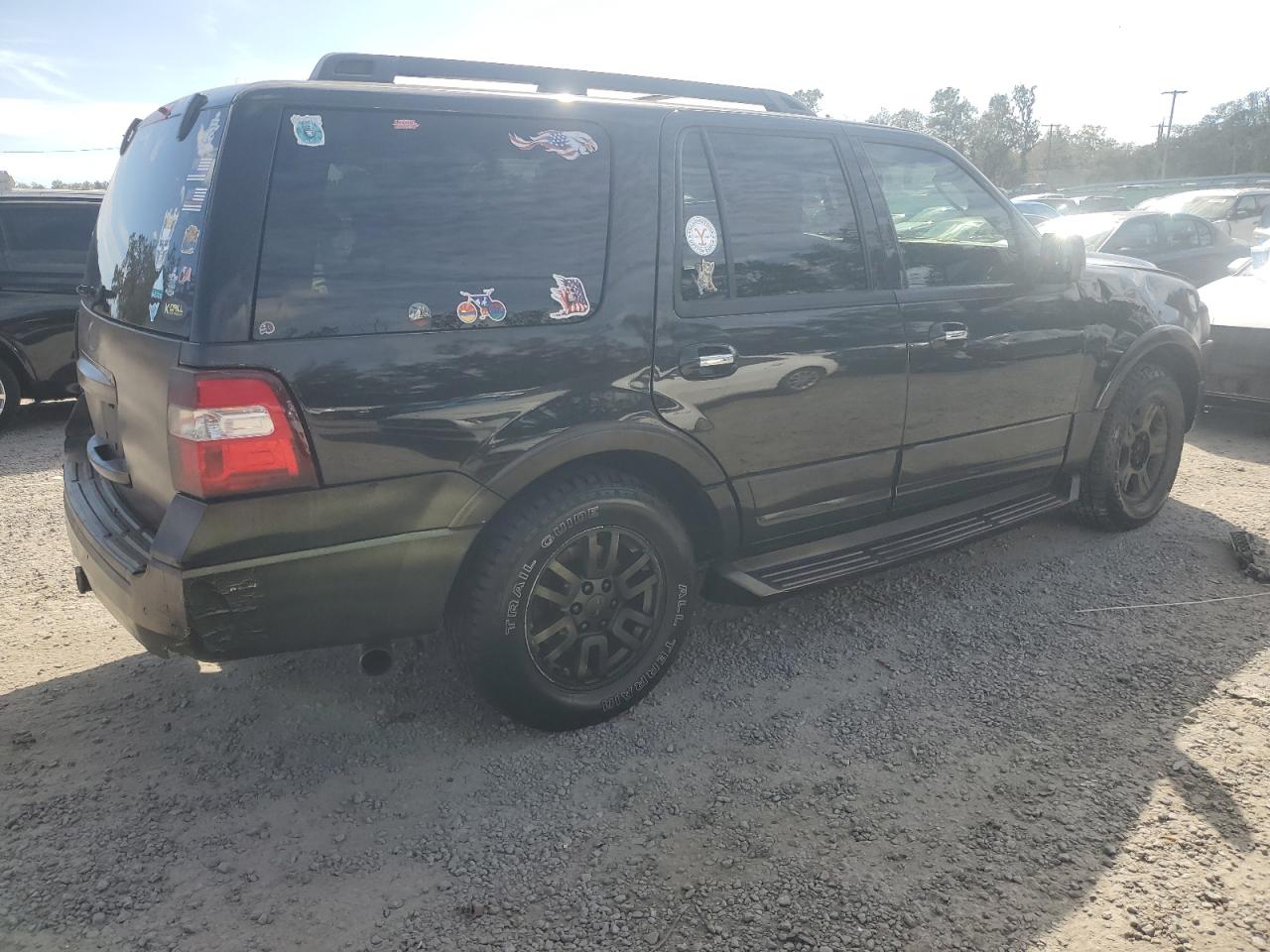 2011 Ford Expedition - Image 3