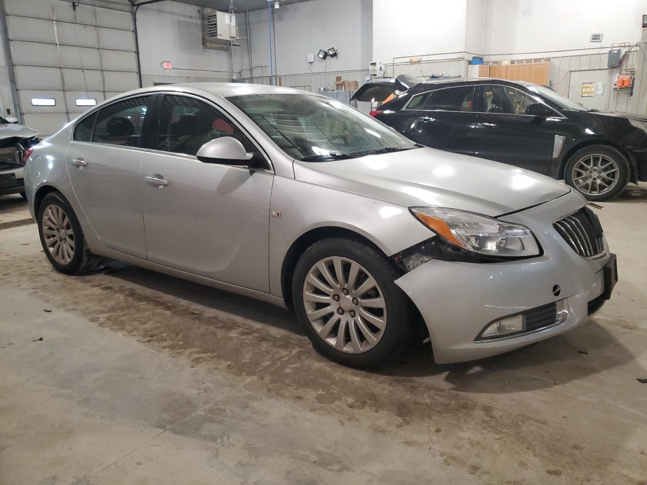 2011 Buick Regal - Image 4