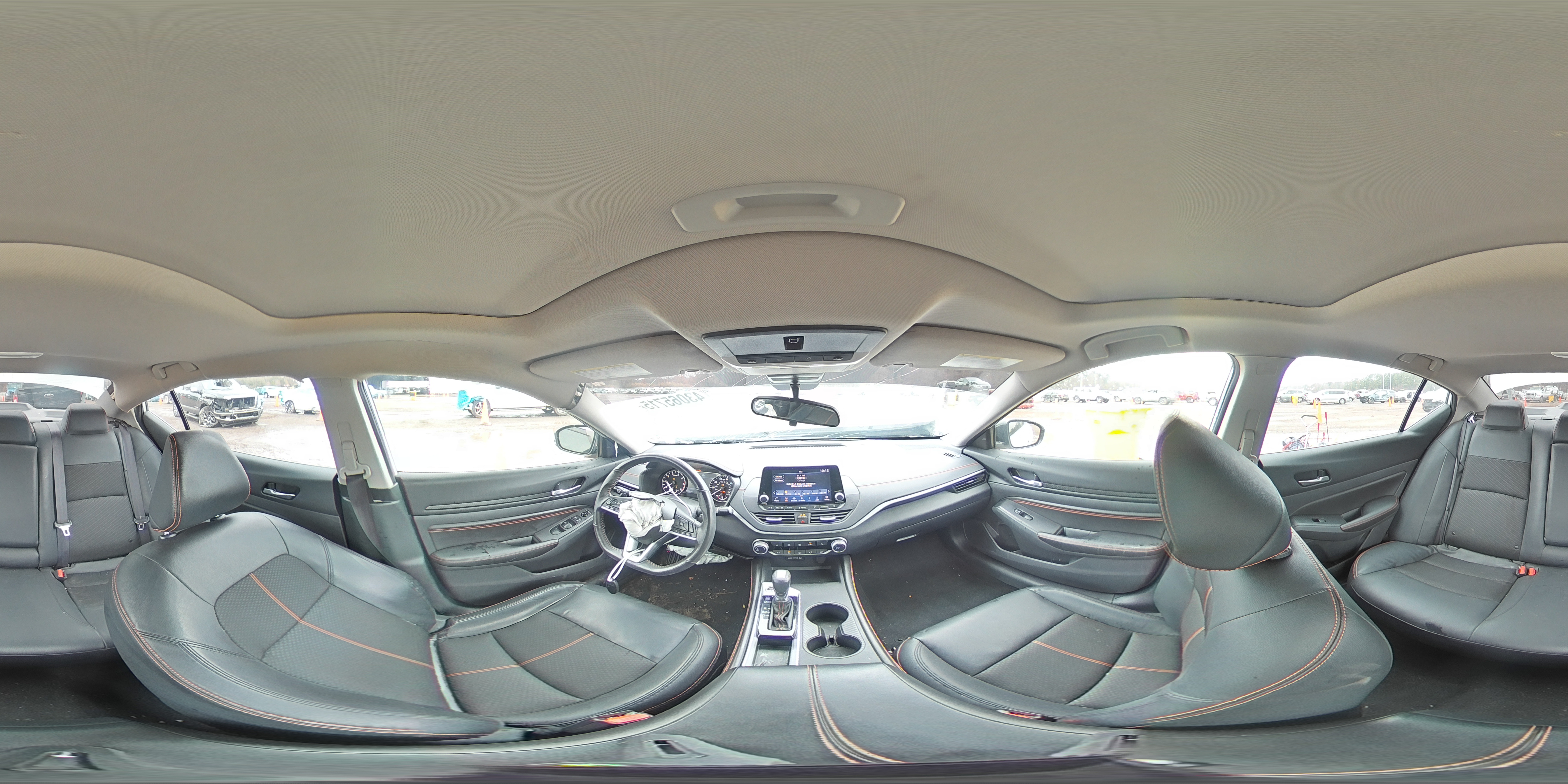 2022 Nissan Altima - Image 13