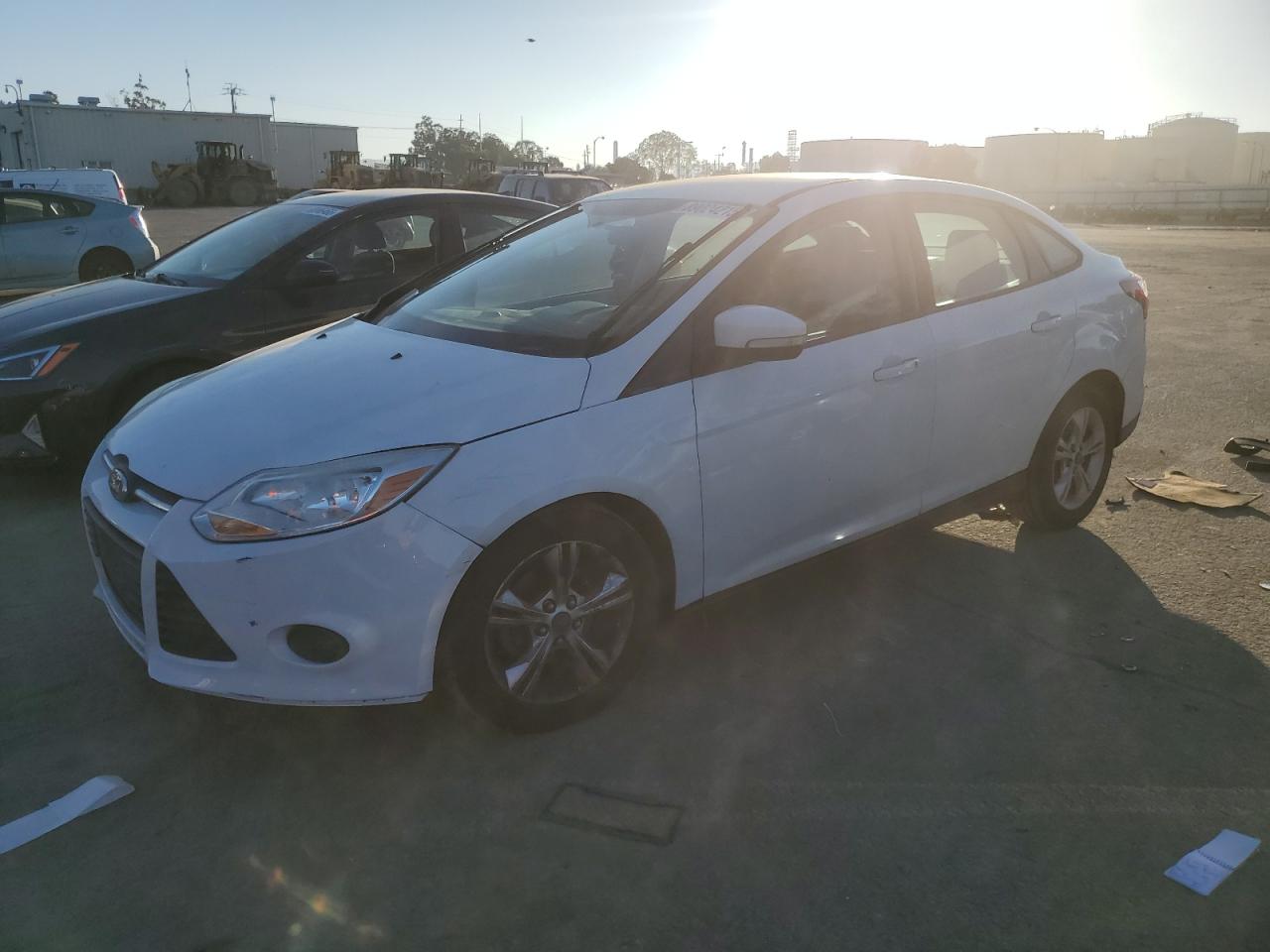 VIN 1FADP3F25DL223698 2013 FORD FOCUS no.1