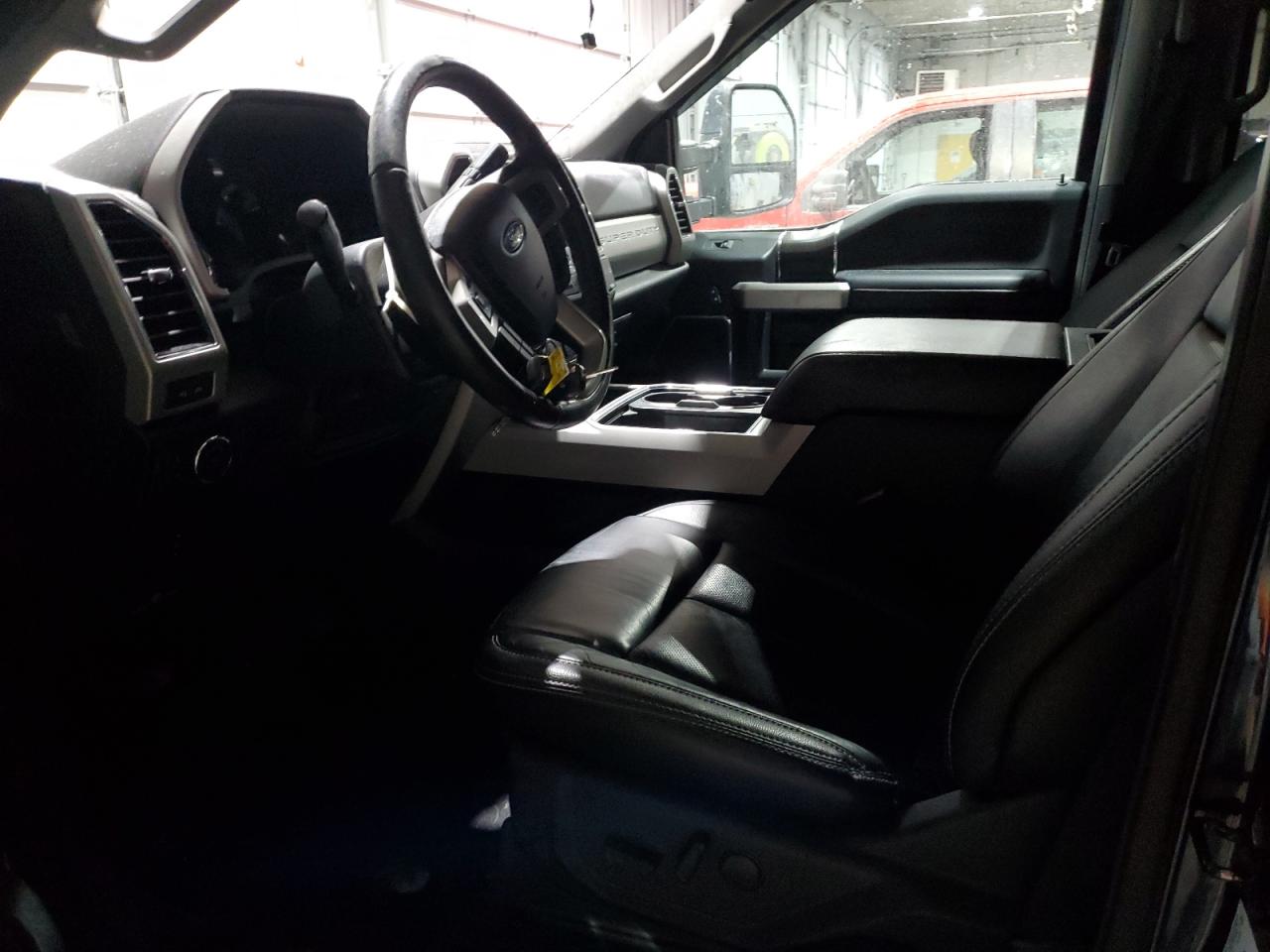 2020 Ford F250 - Image 7