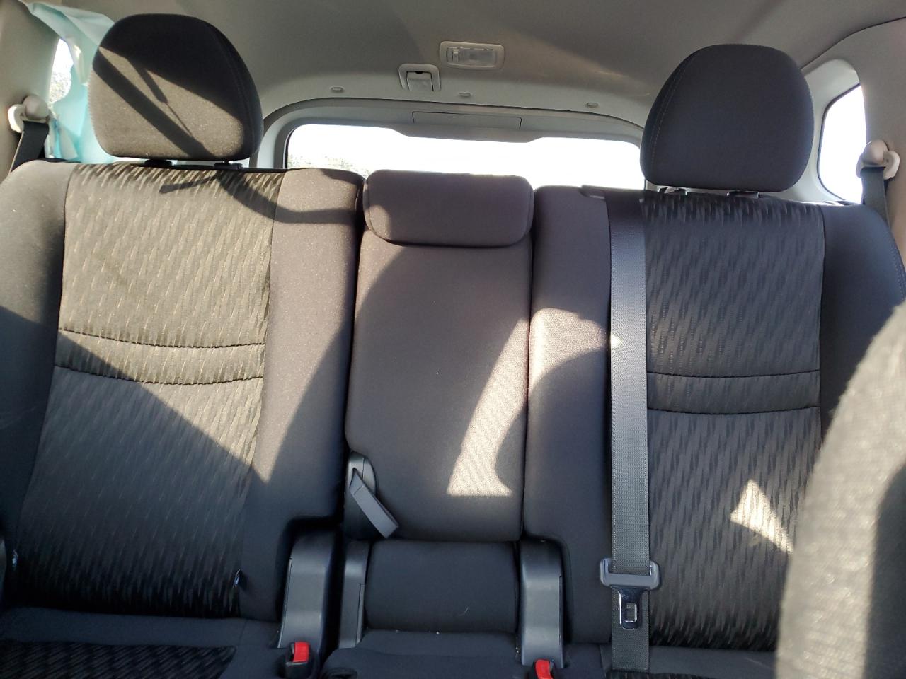 2018 Nissan Rogue - Image 10
