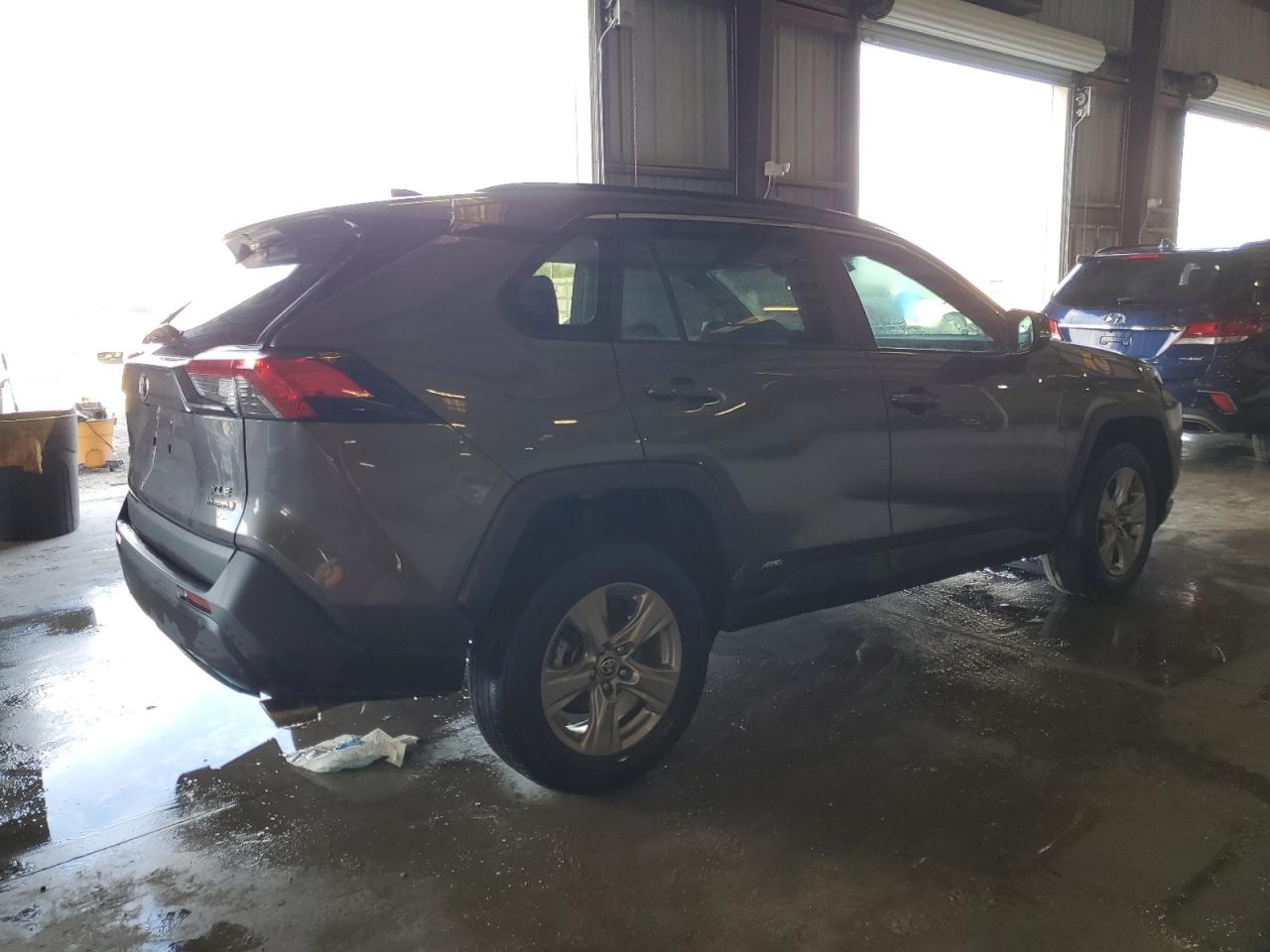 2022 Toyota RAV 4 - Image 3