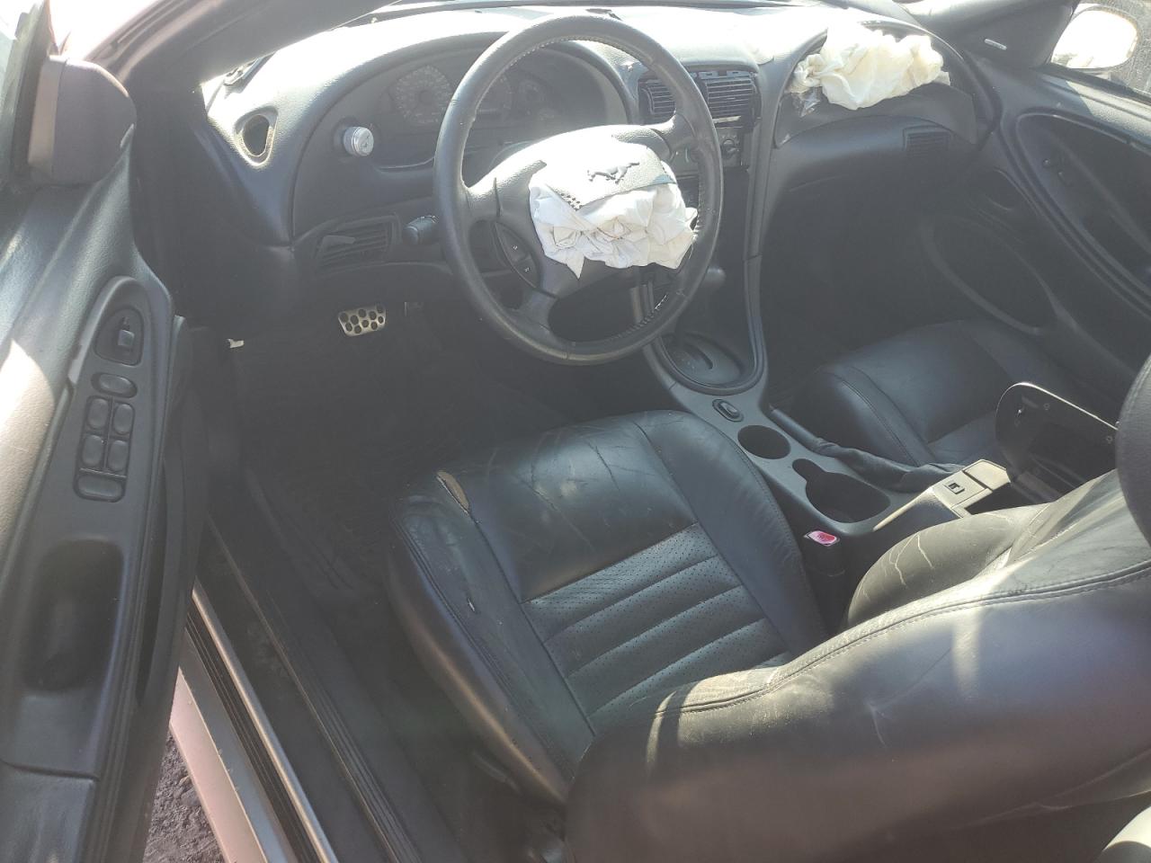 2003 Ford Mustang - Image 8
