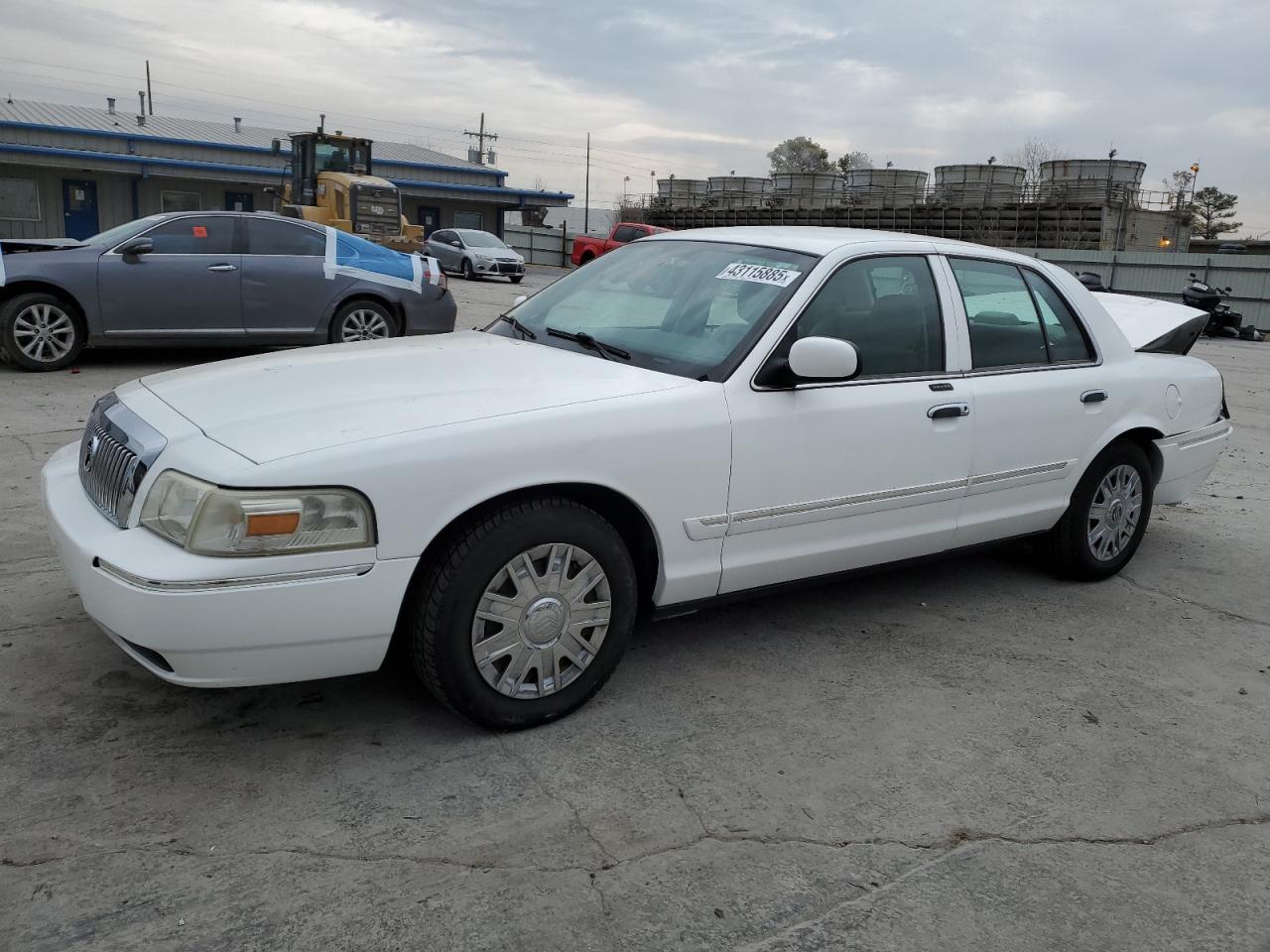 2008 Mercury Grand Marquis - Image 1