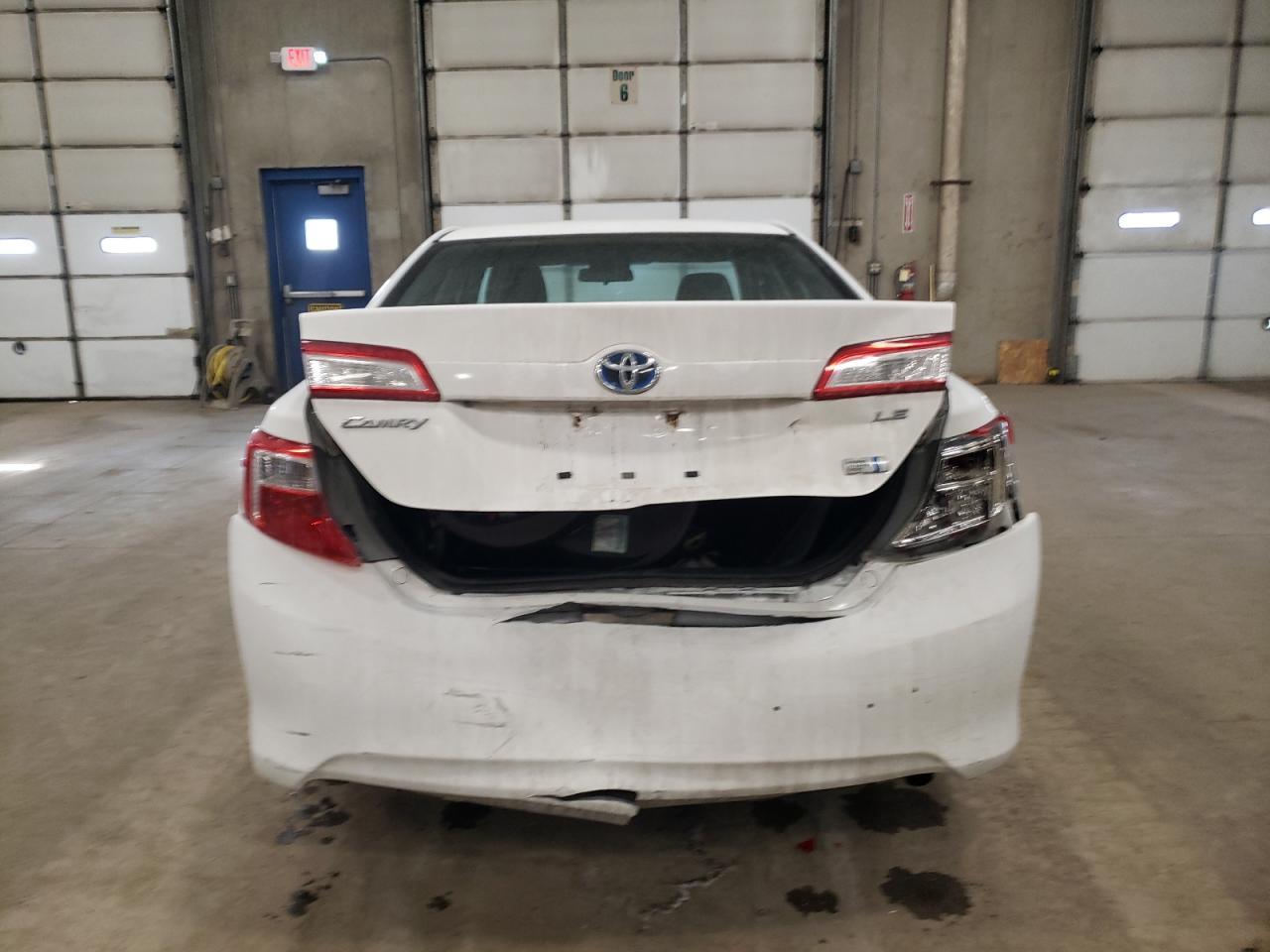 2014 Toyota Camry - Image 6