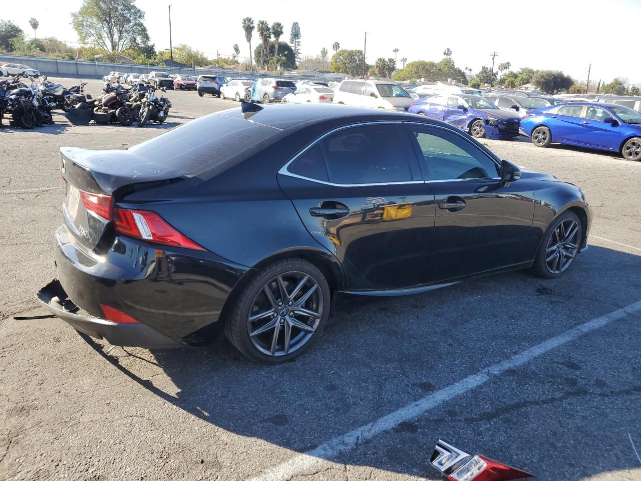 2014 Lexus IS - Image 3