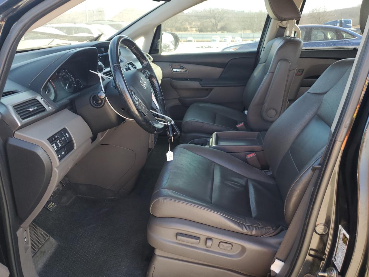 2016 Honda Odyssey - Image 7