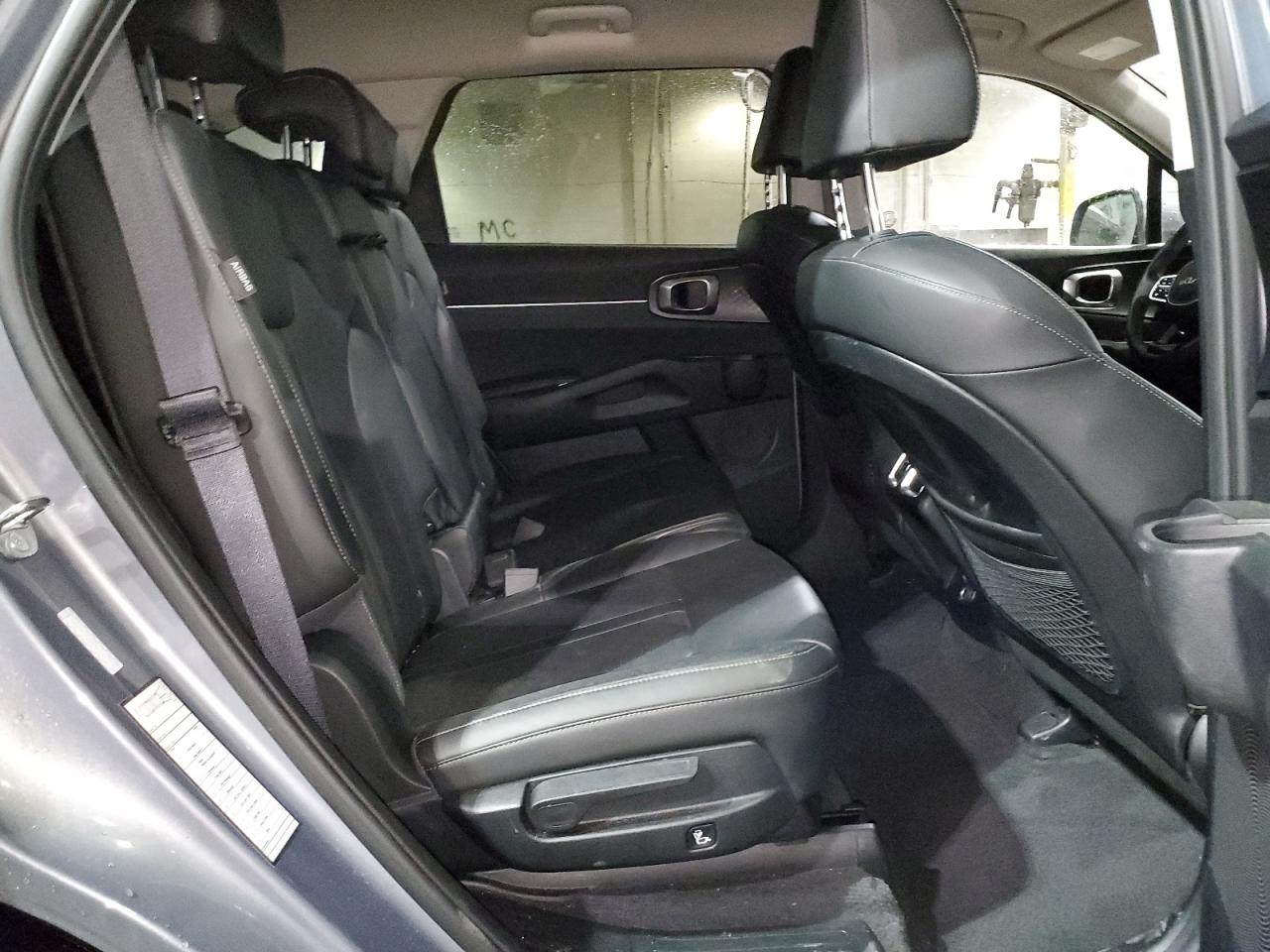 2024 Kia Sorento - Image 11