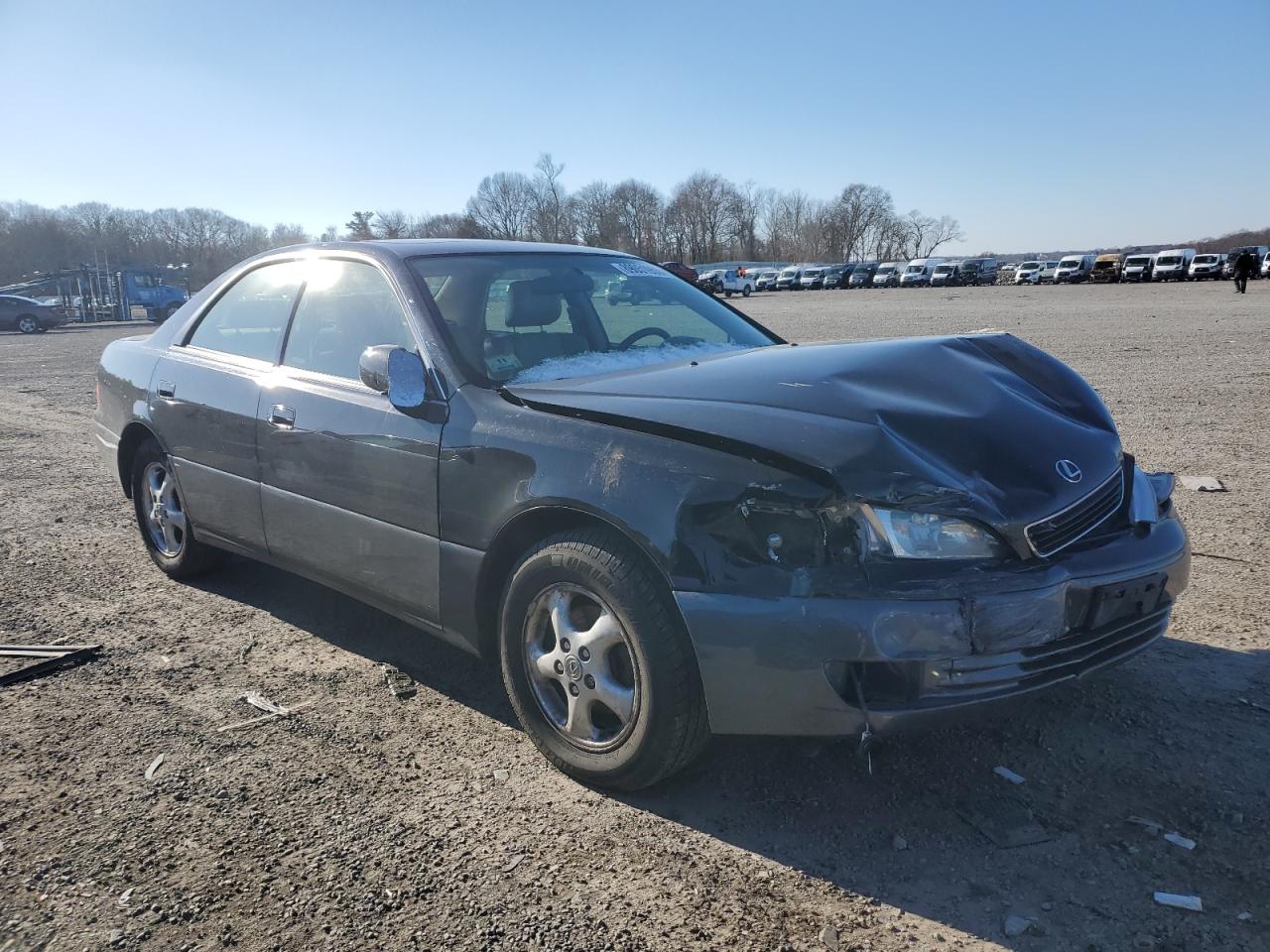 1998 Lexus ES - Image 4