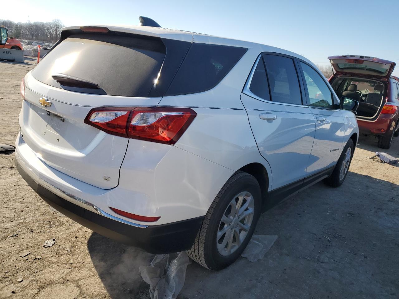 2020 Chevrolet Equinox - Image 3