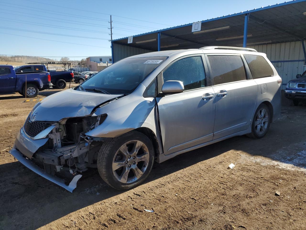 2012 Toyota Sienna - Image 1
