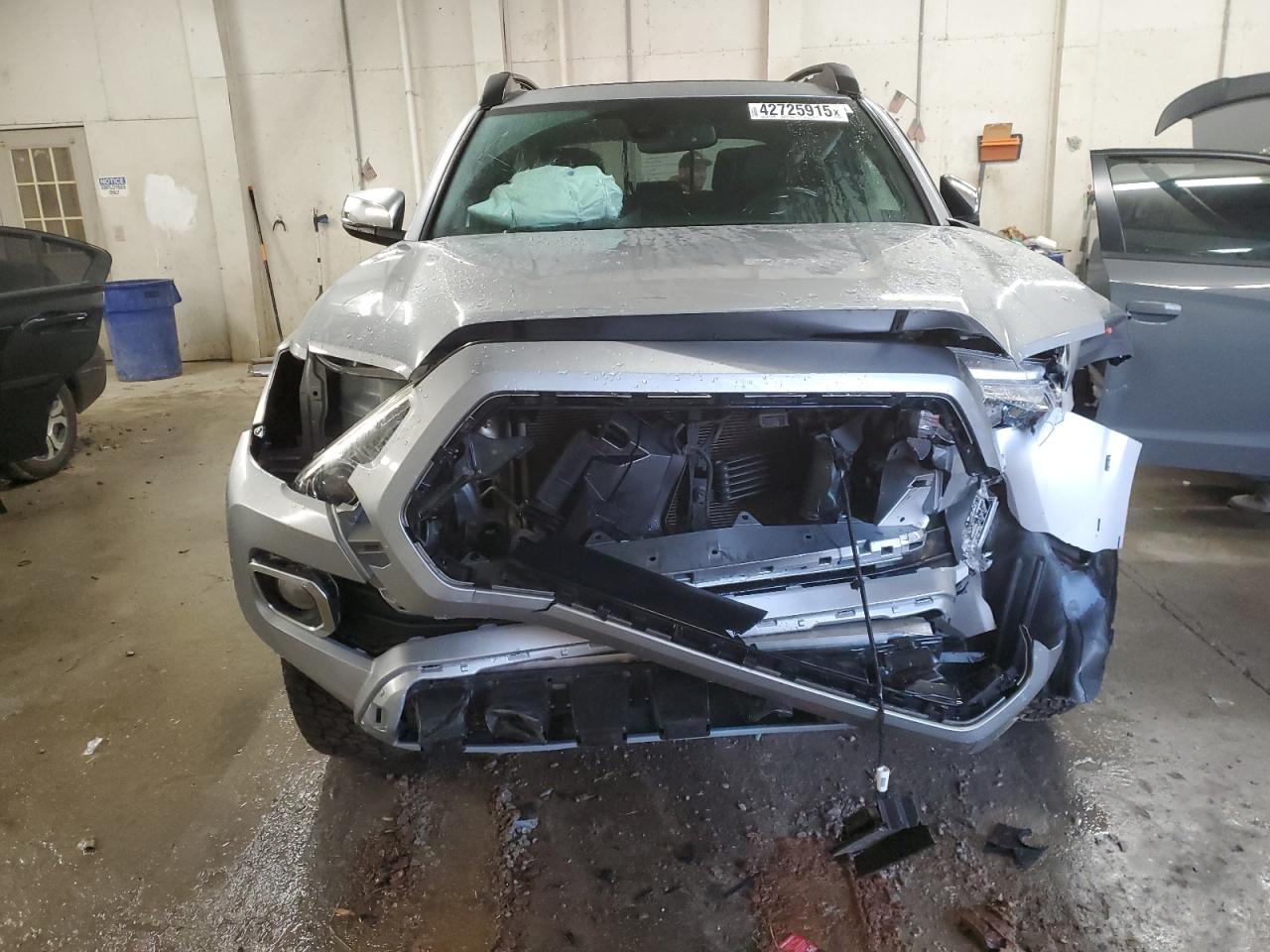 2018 Toyota Tacoma - Image 5