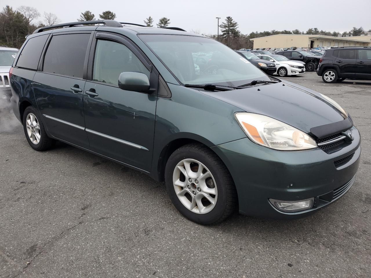 2005 Toyota Sienna - Image 4