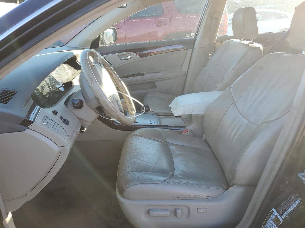 2009 Toyota Avalon - Image 7