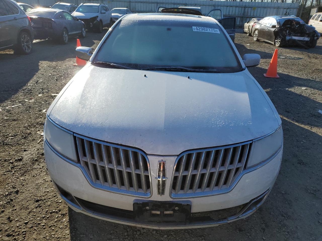2011 Lincoln MKZ - Image 5