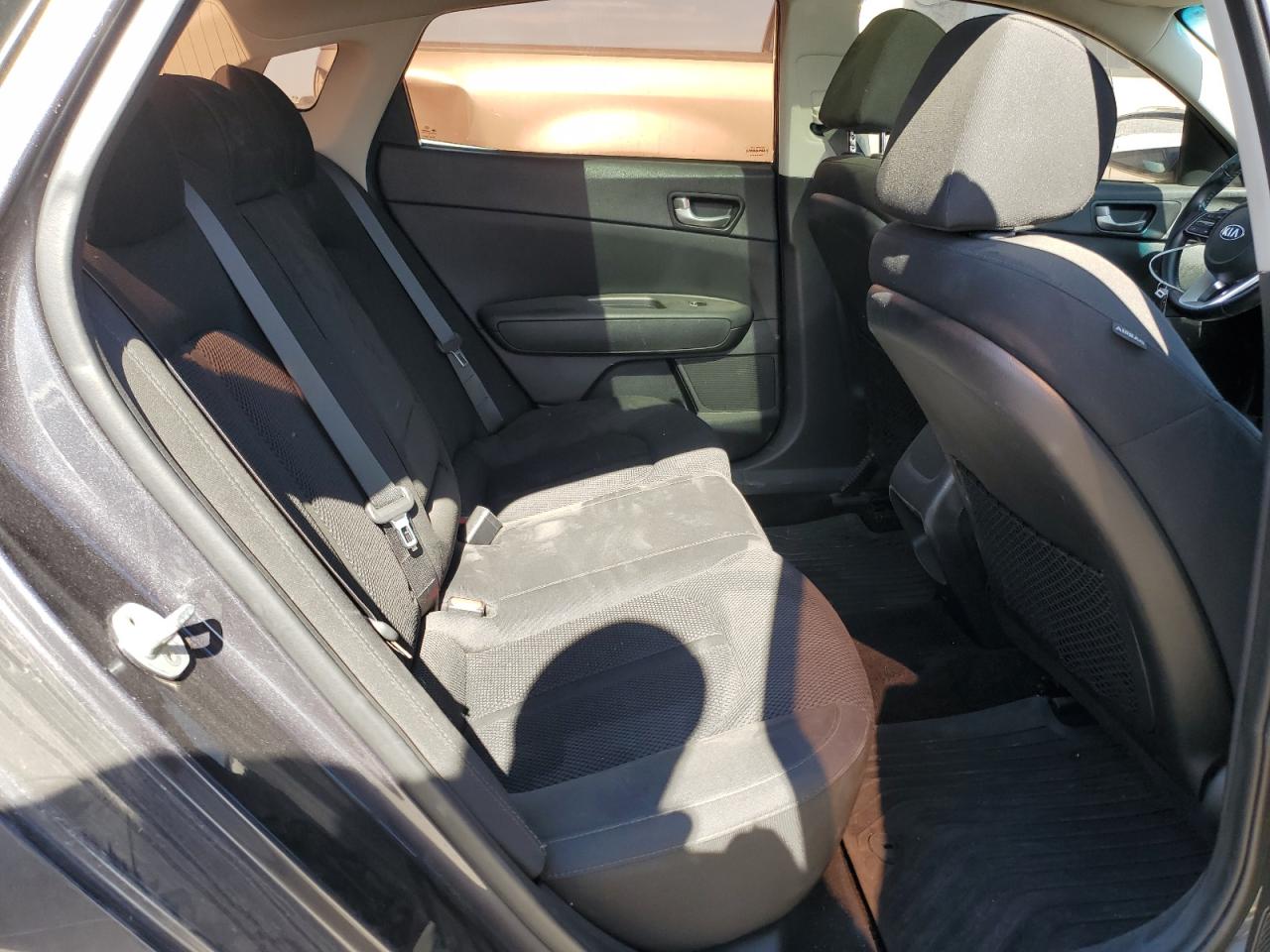 2019 Kia Optima - Image 10