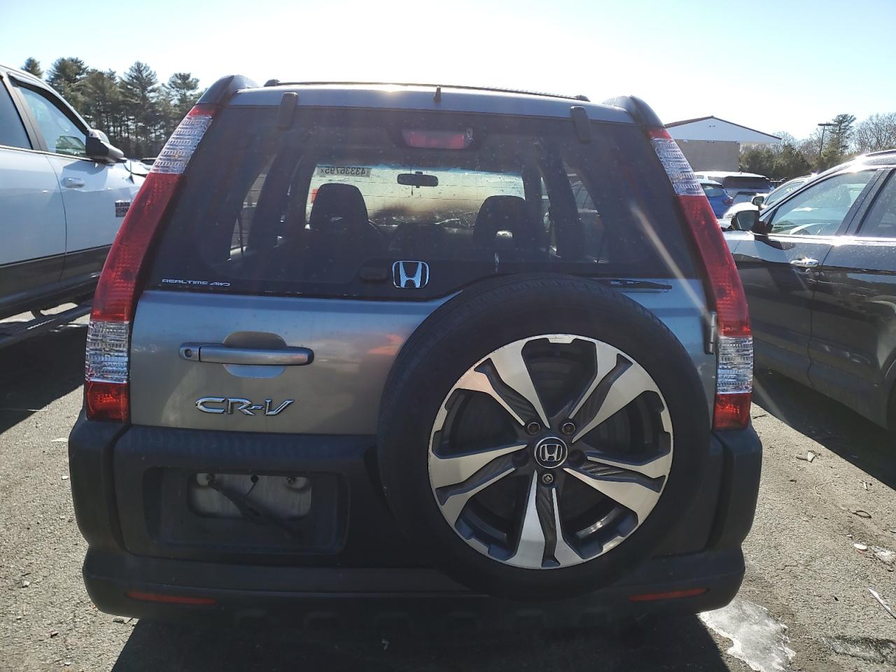 2005 Honda CR-V - Image 6