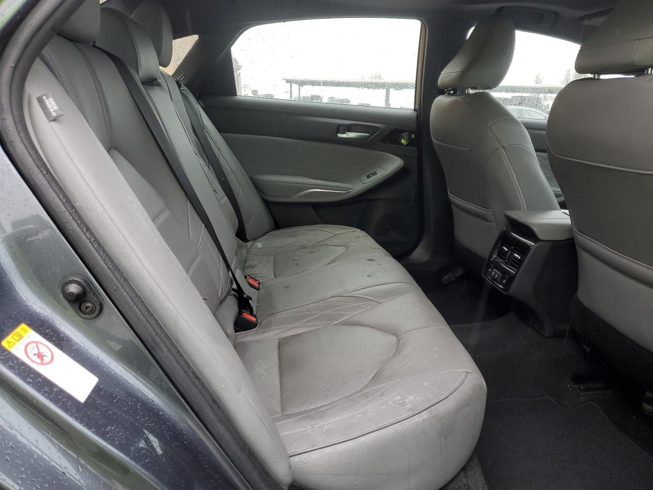 2019 Toyota Avalon - Image 11