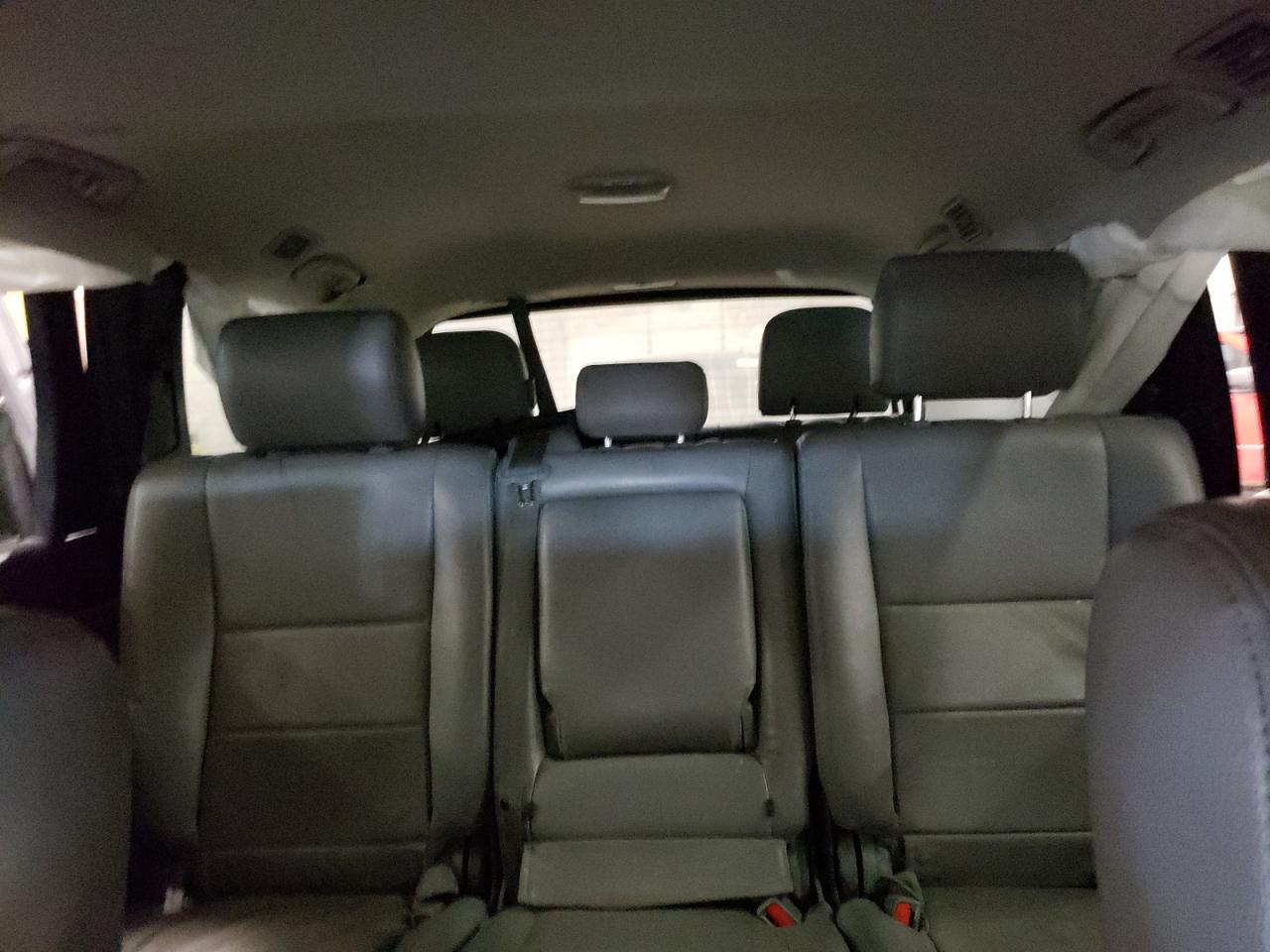 2019 Toyota Sequoia - Image 10