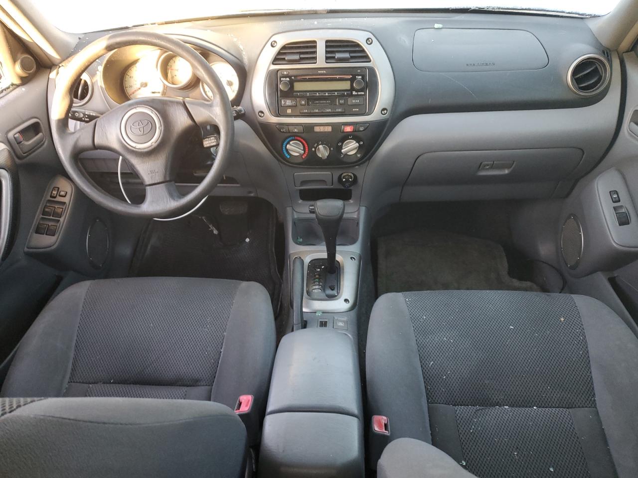 2003 Toyota RAV 4 - Image 8