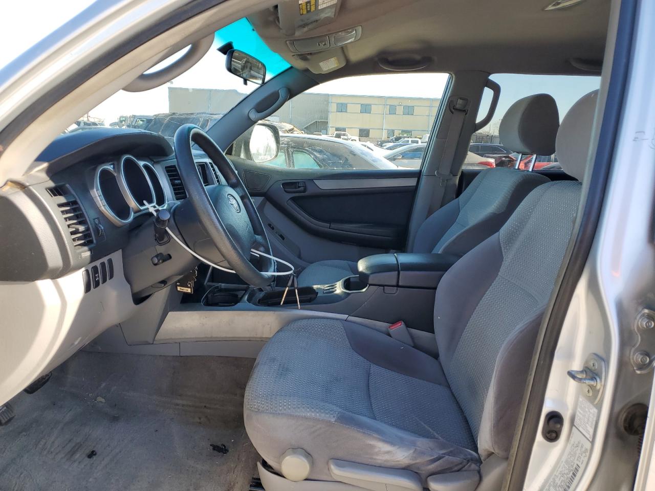 2003 Toyota 4Runner - Image 7