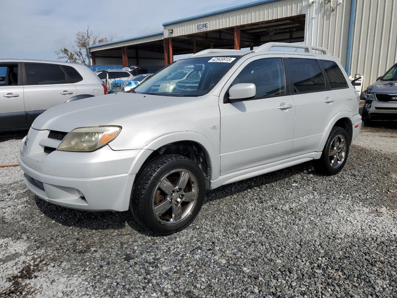 2006 Mitsubishi Outlander - Image 1