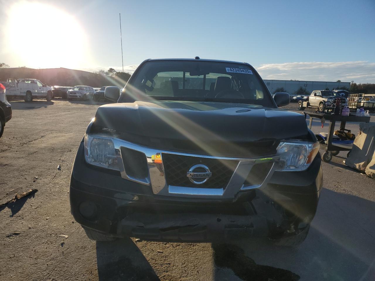 2017 Nissan Navara (Frontier) - Image 5