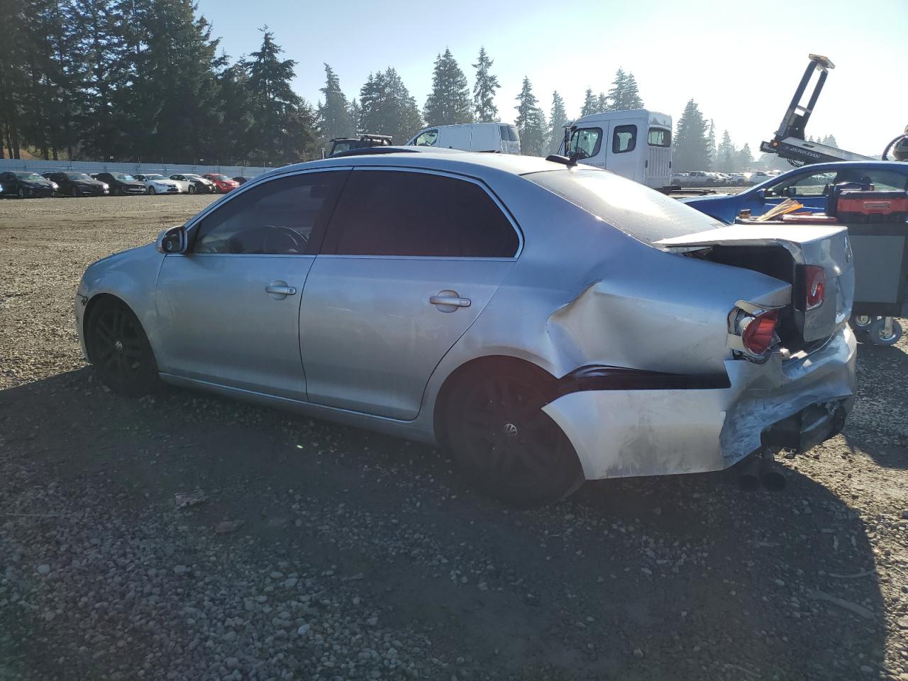 2006 Volkswagen Jetta - Image 2