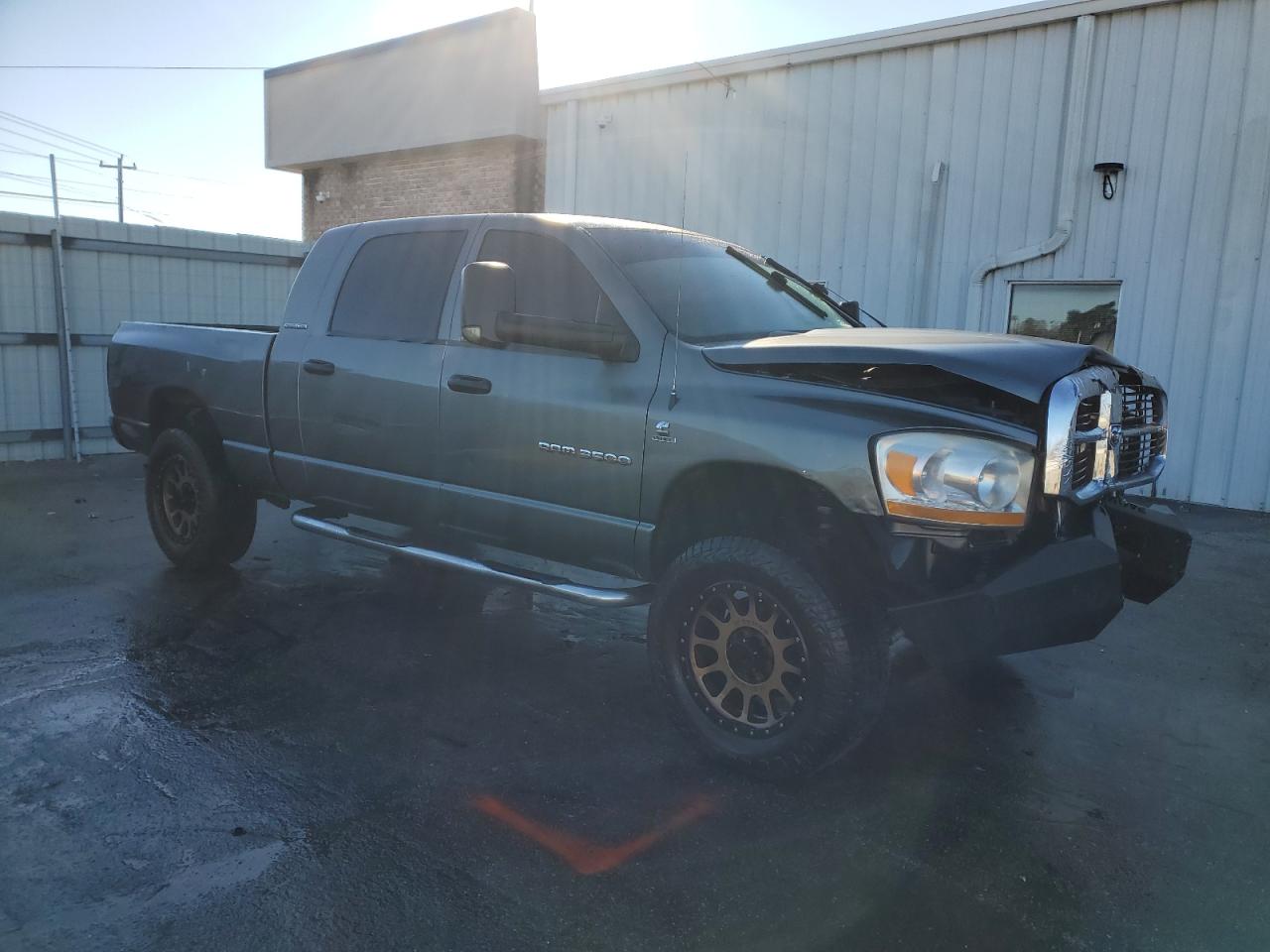2006 Dodge RAM - Image 4