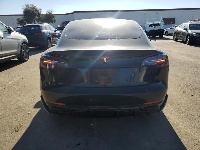  TESLA MODEL 3 2018 Черный