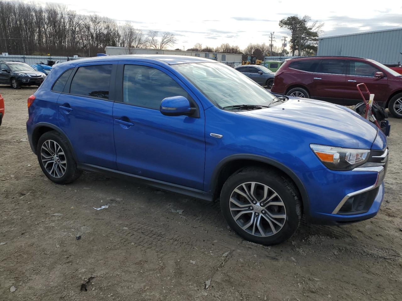2019 Mitsubishi Outlander - Image 4