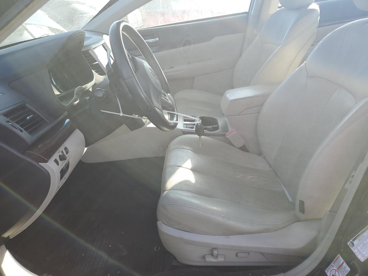 2014 Subaru Legacy - Image 7